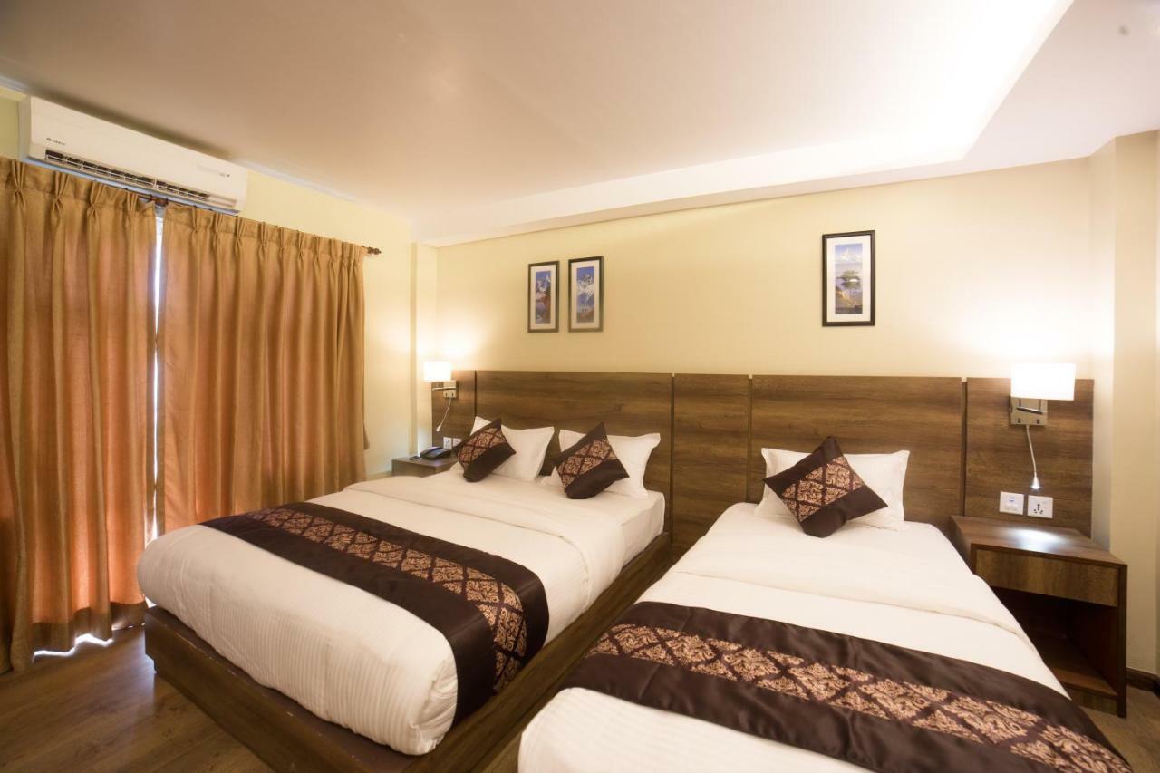 Ganapati Airport Hotel Κατμαντού Εξωτερικό φωτογραφία