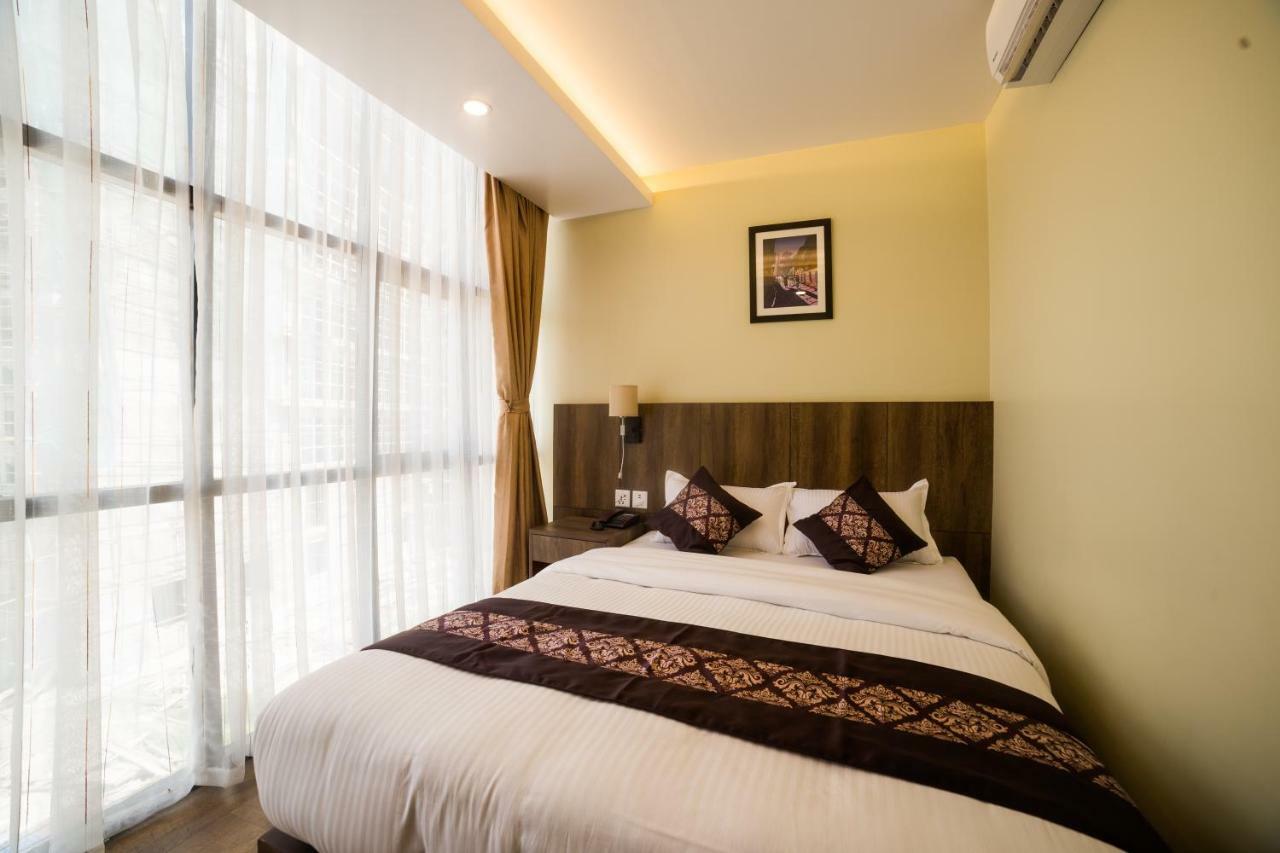 Ganapati Airport Hotel Κατμαντού Εξωτερικό φωτογραφία