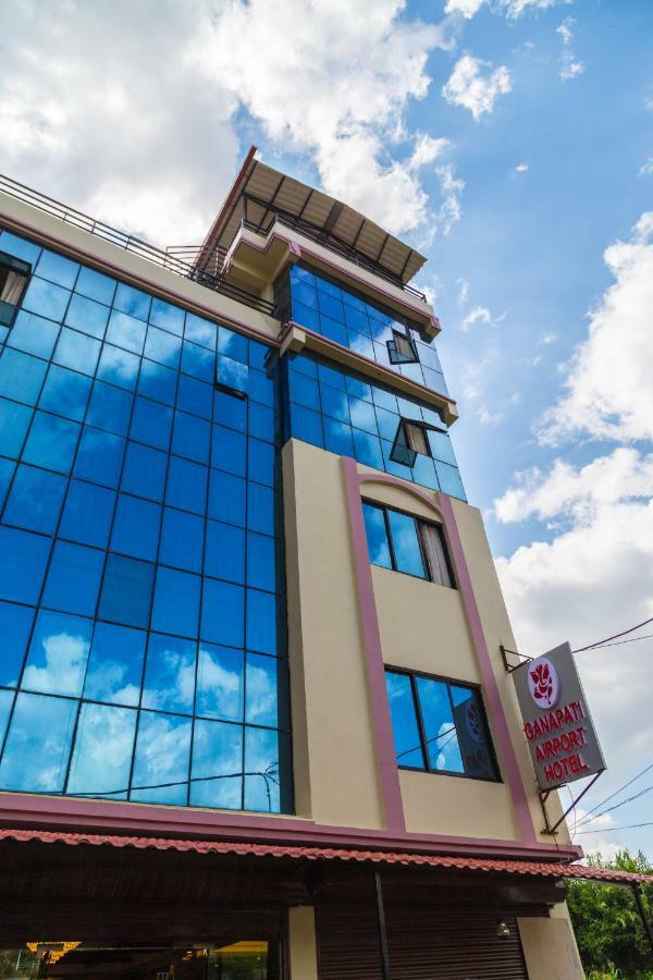 Ganapati Airport Hotel Κατμαντού Εξωτερικό φωτογραφία